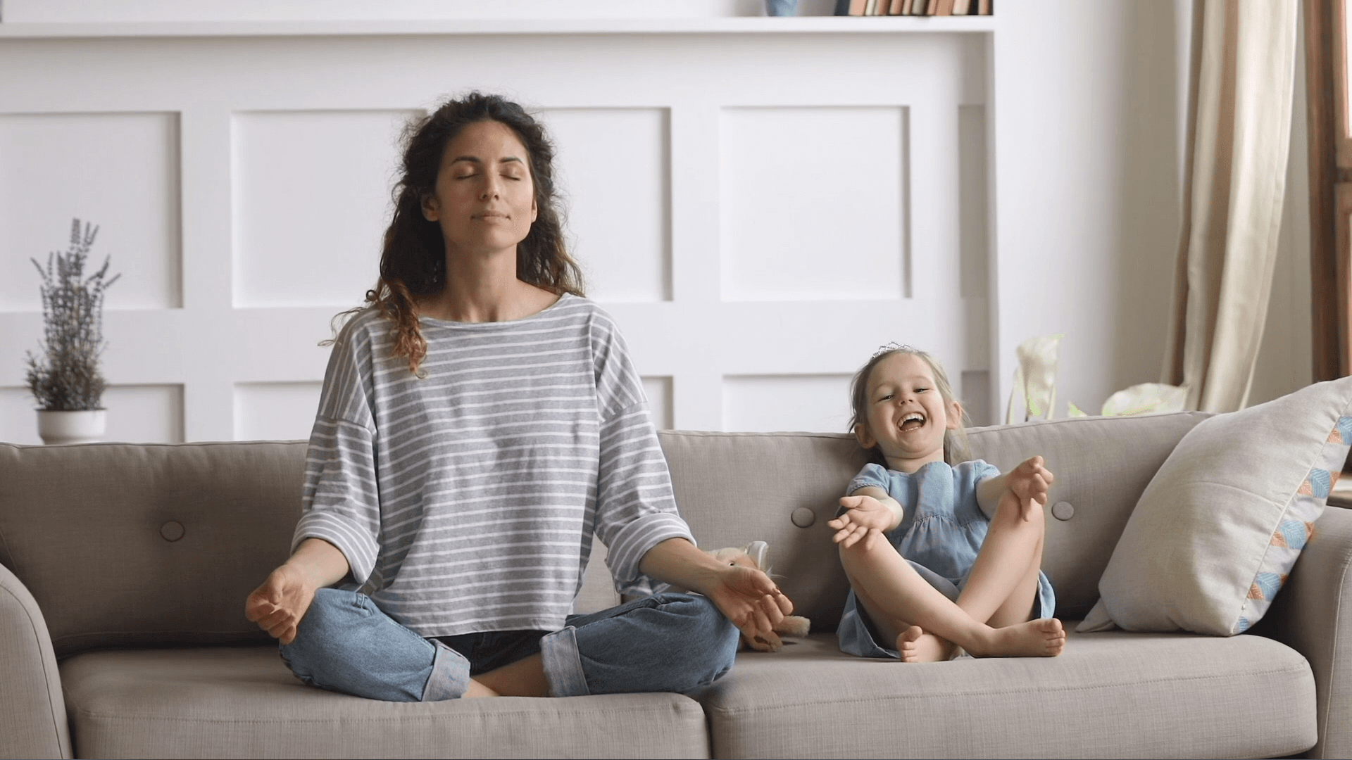 Afirme -- Día de las Madres image